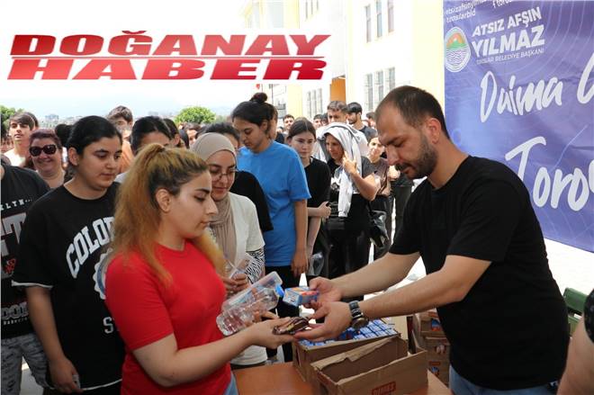 TOROSLAR BELEDİYESİ YKS’DE ÖĞRENCİLERİ YALNIZ BIRAKMADI